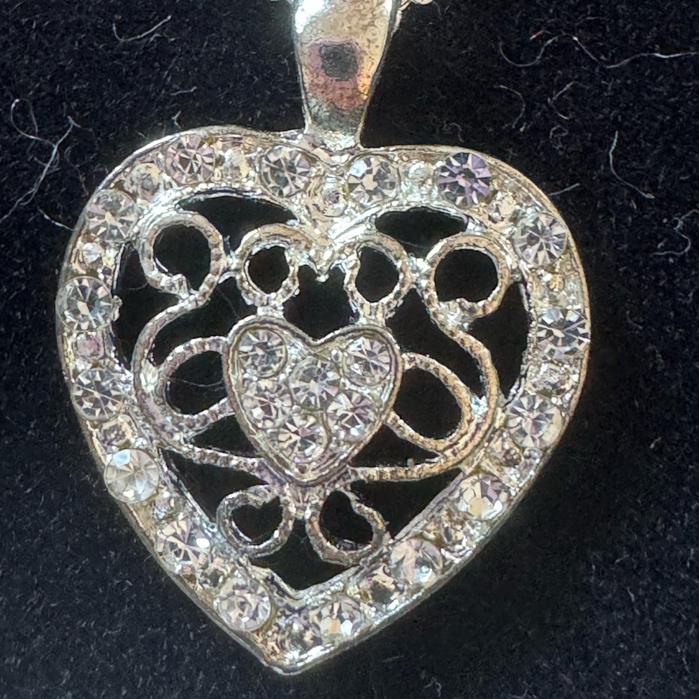 Necklace and pierced earring set